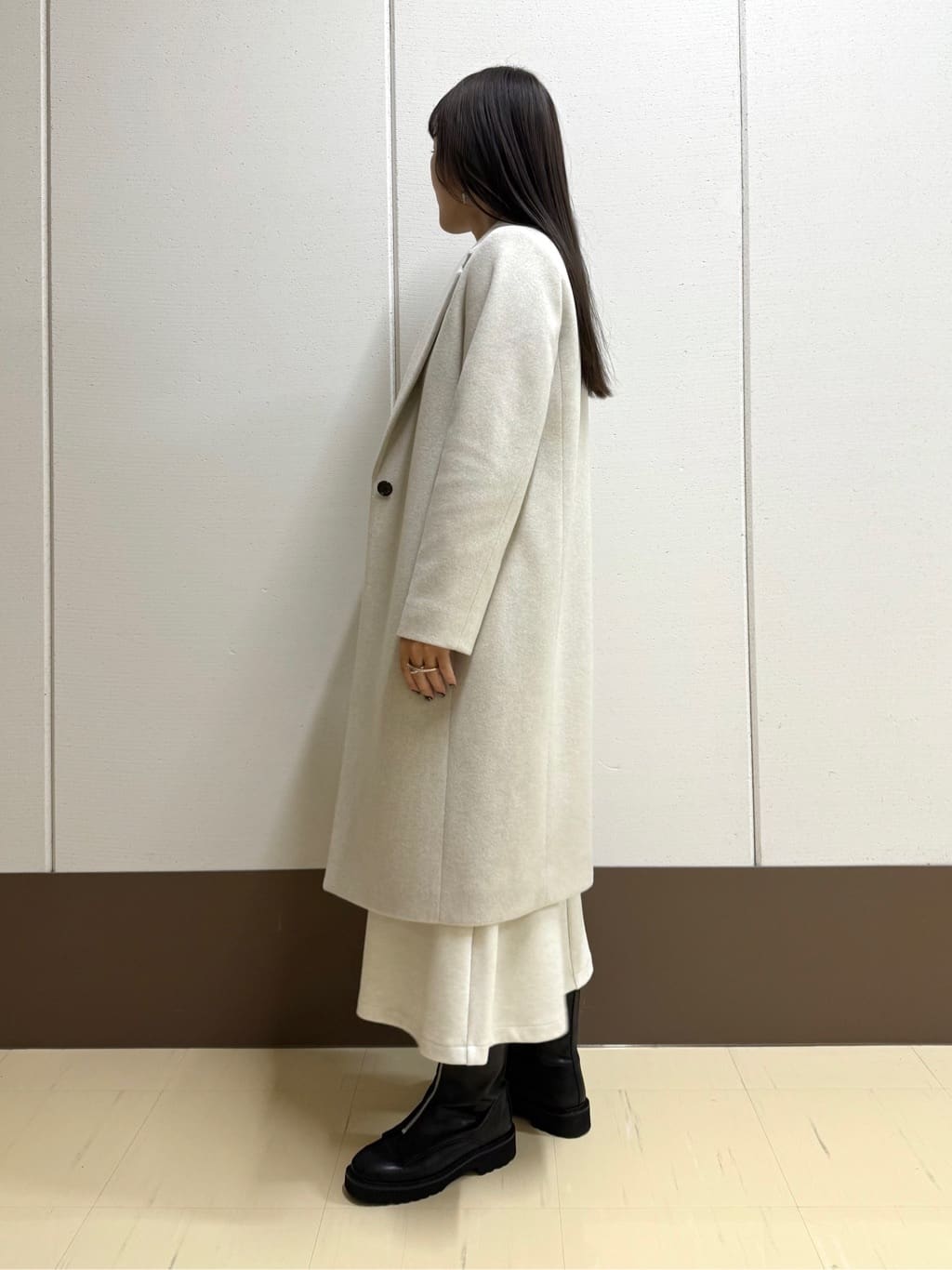 mamiさんの「INDIVI｜【洗える／ラメ／意匠感】ミックスブークレニット」を使ったコーディネート