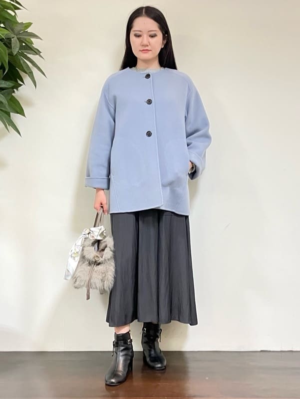 カレンさんの「UNTITLED｜【ミディ丈/軽やか】セミラグランリバー コート」を使ったコーディネート