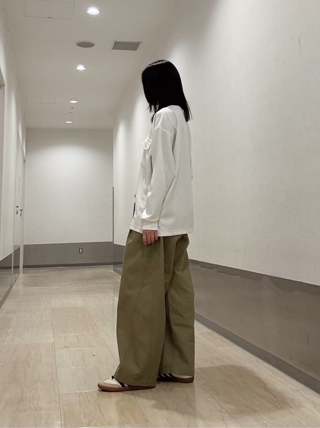 Renaさんの「tk.TAKEO KIKUCHI｜ハードポンチクレリックハーフジップカットソー/ポケット/襟配色/バイカラー」を使ったコーディネート