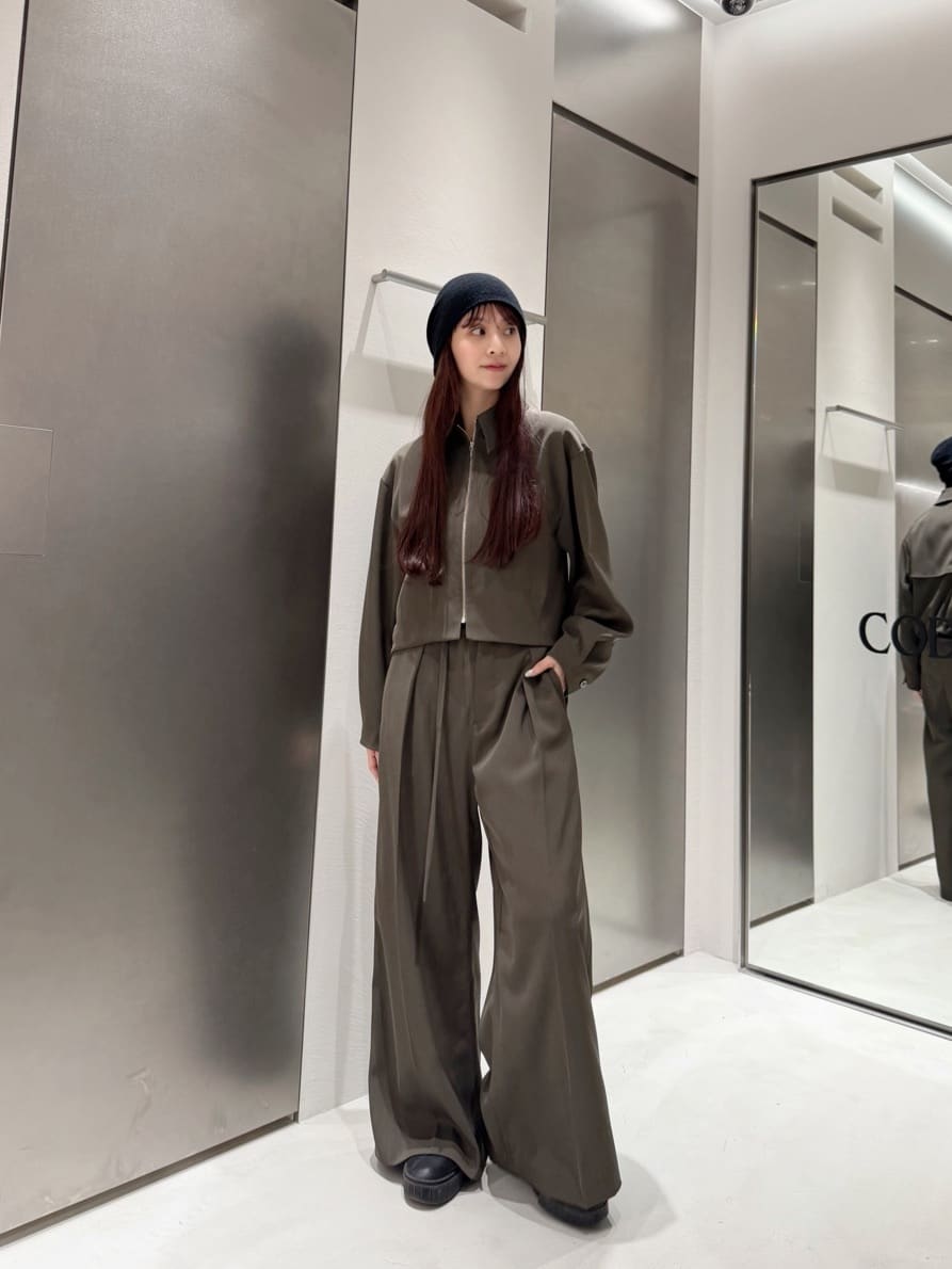 kanamiさんの「CODE A｜urban tailor wide trousers」を使ったコーディネート