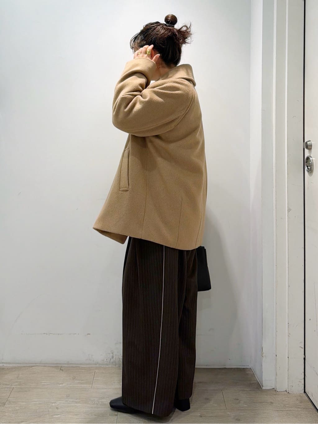 sumicaさんの「OPAQUE.CLIP｜金ボタンラメニットカーディガン【洗濯機OK】」を使ったコーディネート