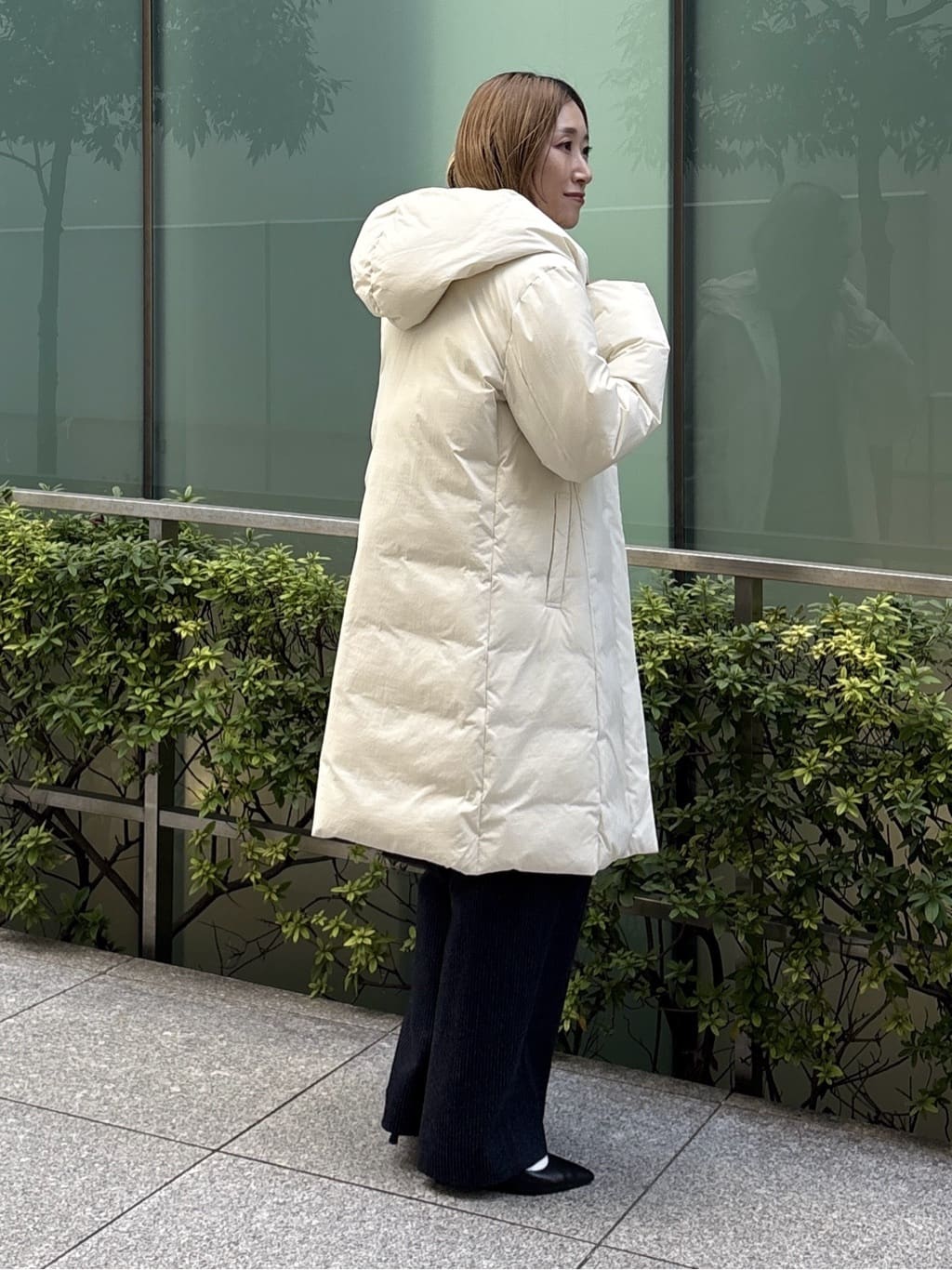 kotakiさんの「INDIVI｜【撥水／洗える】ステッチレス ロングダウンコート」を使ったコーディネート