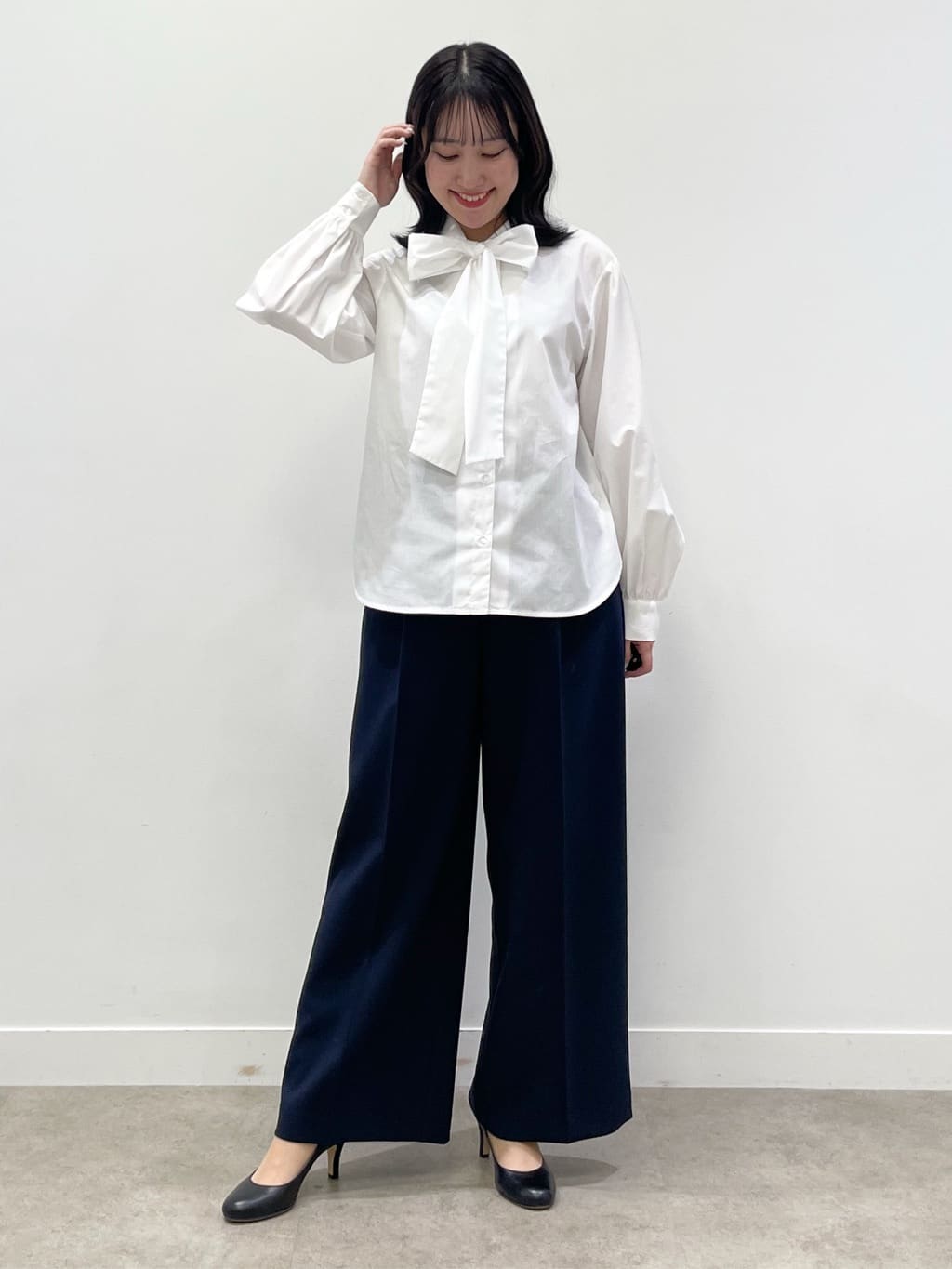 yukariさんの「Dessin｜【花粉ガード/撥水加工/洗える】ステンカラースプリングコート」を使ったコーディネート