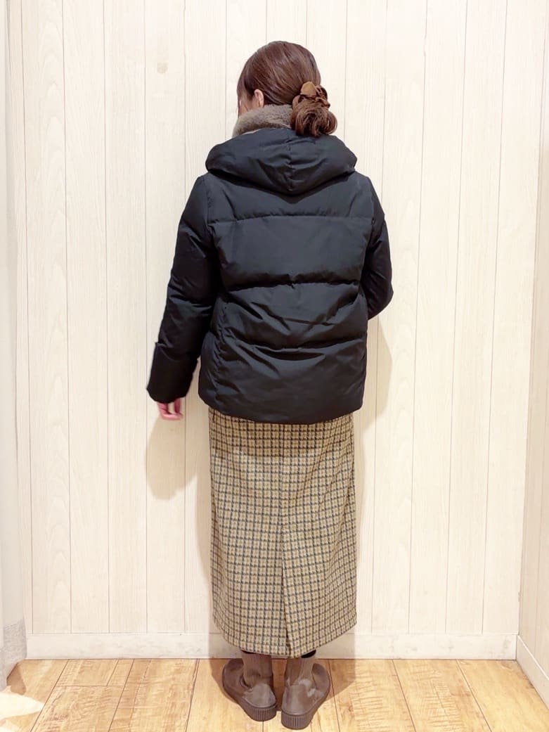 あいこさんの「SHOO･LA･RUE｜【S-LL/あったか】大人レディな着こなしに シャギーチェックスカート」を使ったコーディネート