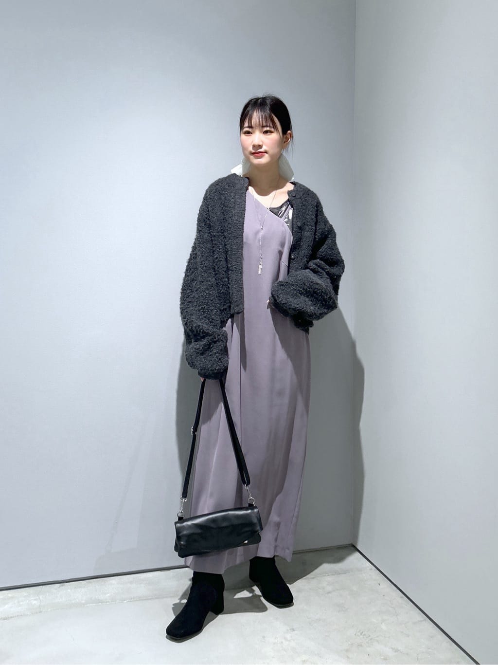 Renoさんの「INDIVI｜ワンショルダーワンピース」を使ったコーディネート