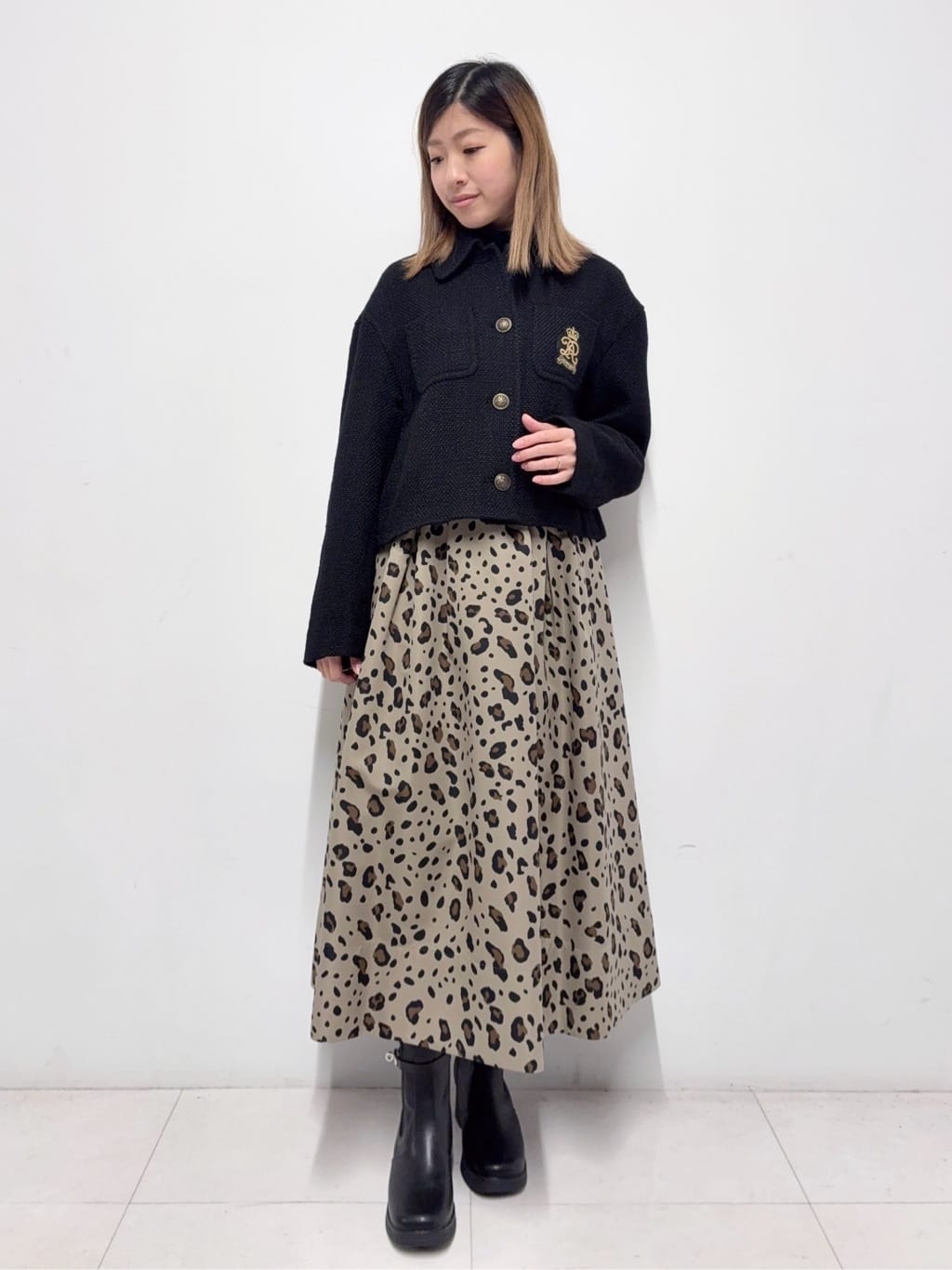 Nishijimaさんの「DRESSTERIOR｜◆エンブレムショートブルゾン」を使ったコーディネート