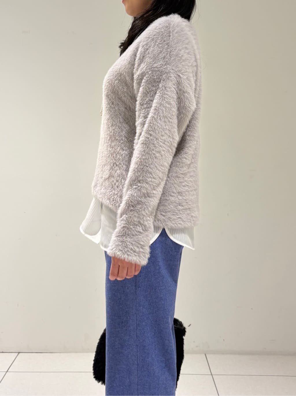 momokoさんの「INDIVI｜【洗える】エアリーシャギートップス」を使ったコーディネート