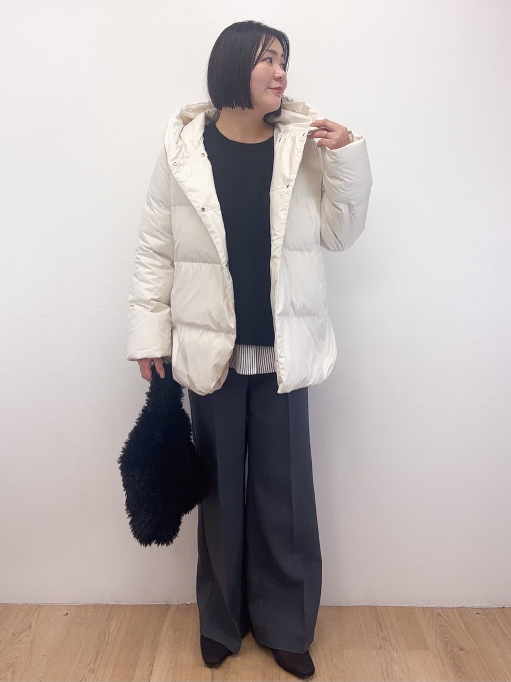 Takeさんの「OPAQUE.CLIP｜撥水フードミドルダウンコート【防風／抗菌防臭／洗濯機OK】《S～LL》」を使ったコーディネート