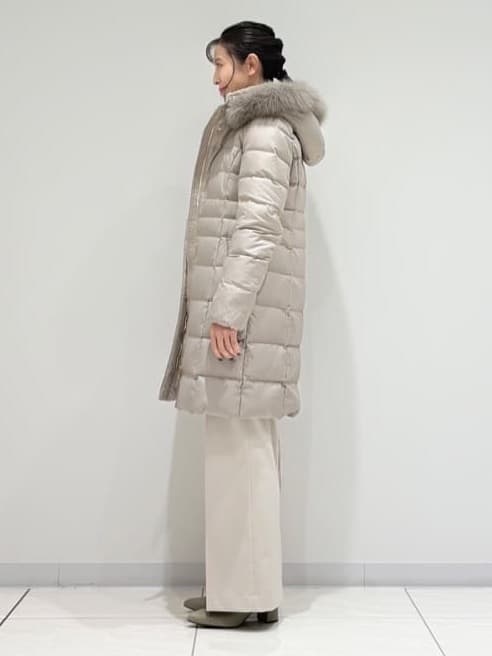 kayoさんの「INDIVI｜【名品／撥水／抗菌防臭】ロング丈リサイクルダウンコート」を使ったコーディネート