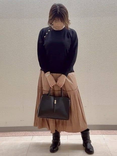 chinatsuさんの「Reflect｜【ゆったり着られる◎】ラグランスリーブニット」を使ったコーディネート