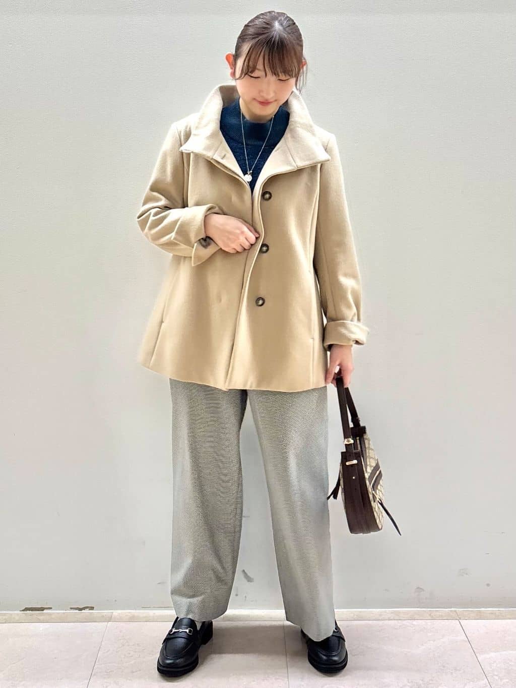 Satoさんの「Reflect｜【SS-4Lサイズ／衿が顔に当たらない◎】スタンドネックミドルコート」を使ったコーディネート