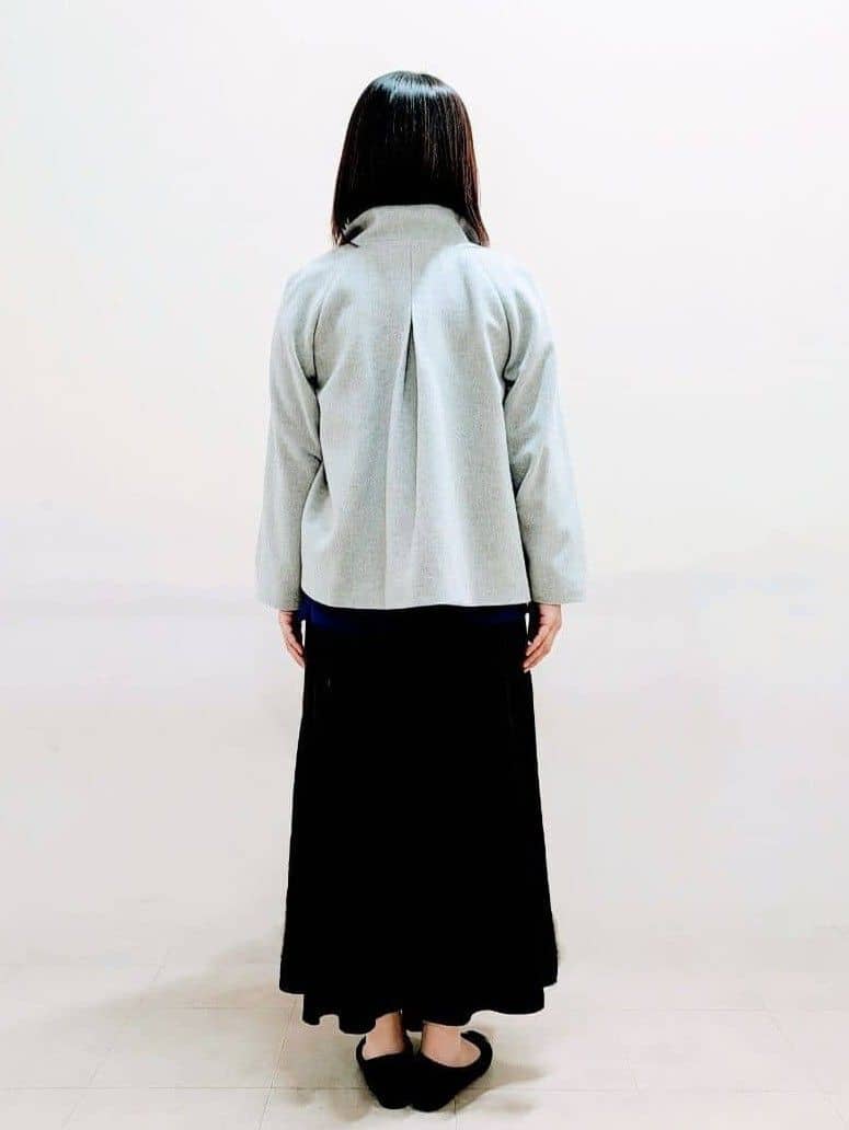 tomoさんの「UNTITLED｜【洗える/薄手/ウール100%】Vネックロングウールニット」を使ったコーディネート