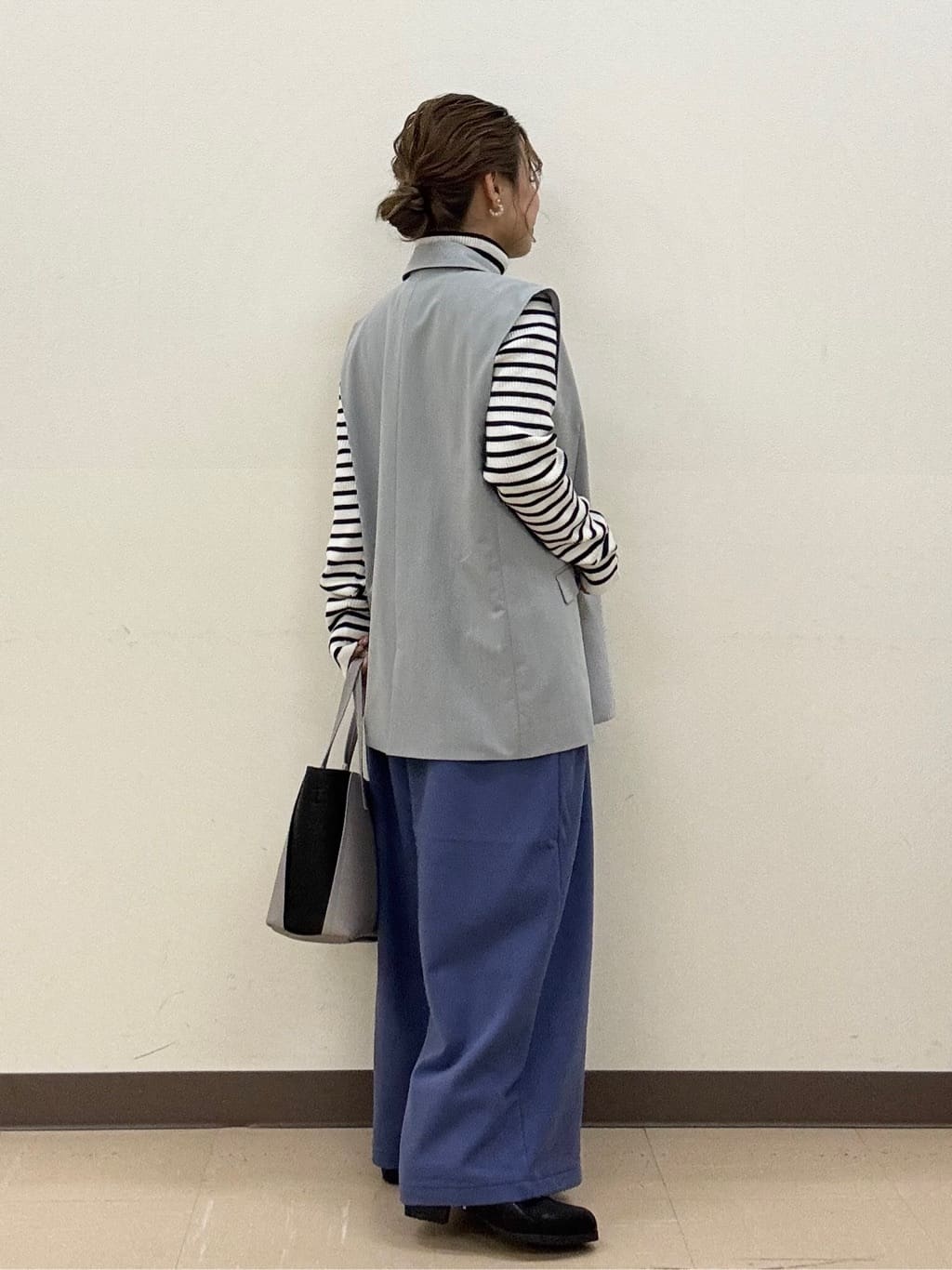 shioさんの「SHOO･LA･RUE｜【着丈選べる/きっと虜になる】あったかもちもち ワイドパンツ」を使ったコーディネート