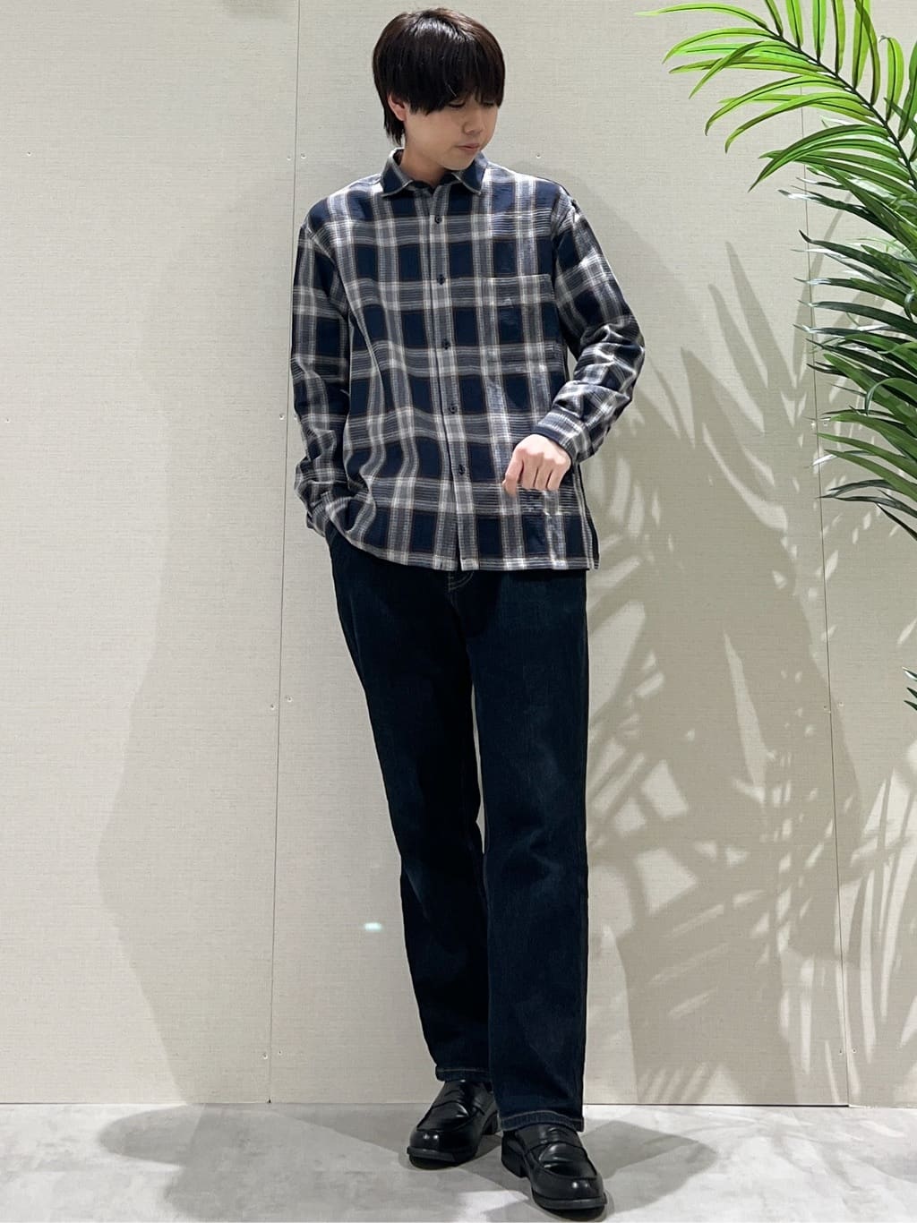 SHI-MAさんの「THE SHOP TK｜【長く愛せる、定番ロンT】リンクスジャカード長袖Tシャツ」を使ったコーディネート
