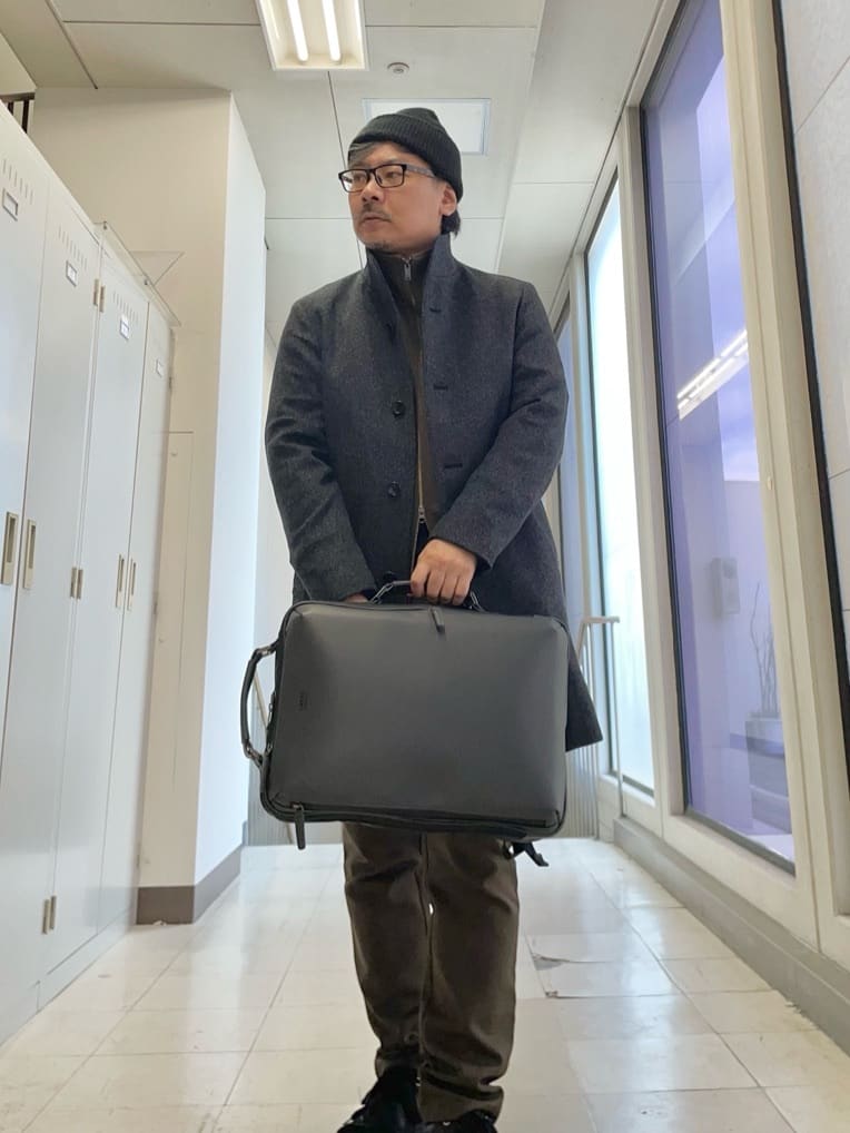MAKOTO AIさんの「TAKEO KIKUCHI｜カシミヤブレンド ビーバー調ピンヘッドスタンドカラーコート」を使ったコーディネート