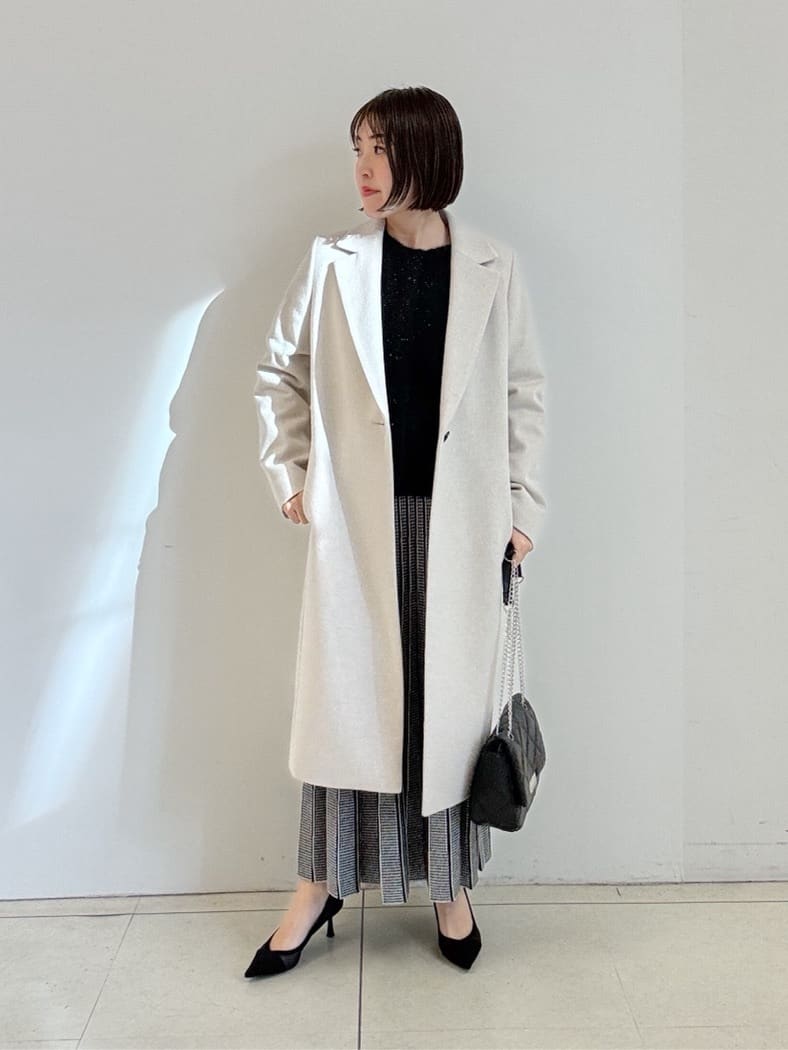yoshiyaさんの「INDIVI｜キルトフラップバッグ」を使ったコーディネート