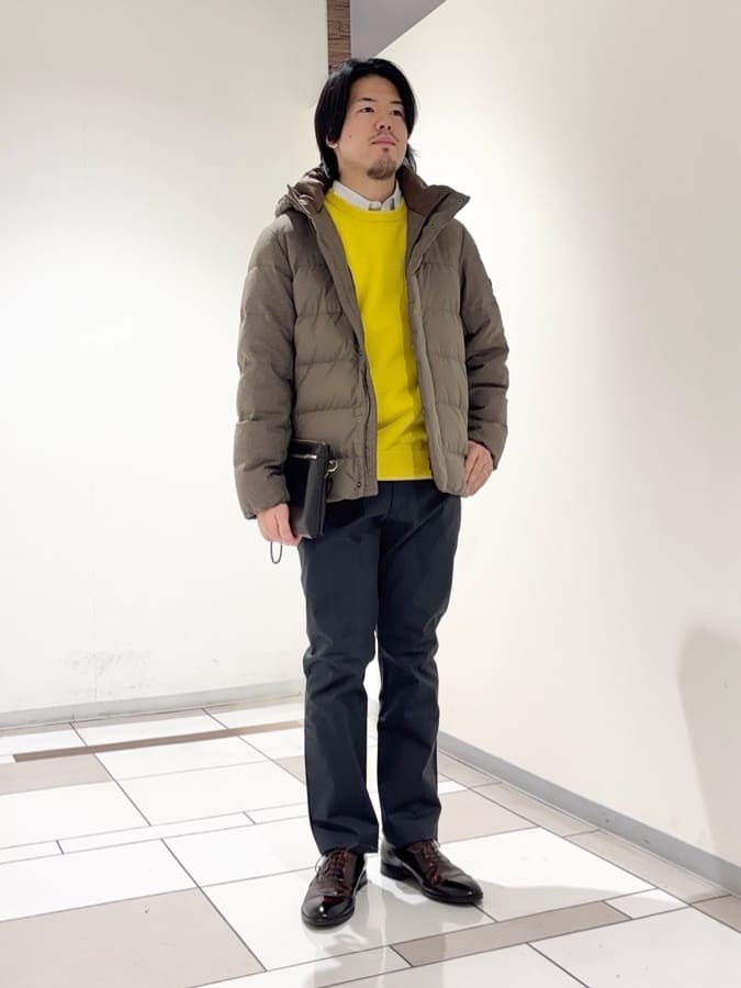 及川さんの「TAKEO KIKUCHI｜カラーコンビ ダウンブルゾン」を使ったコーディネート