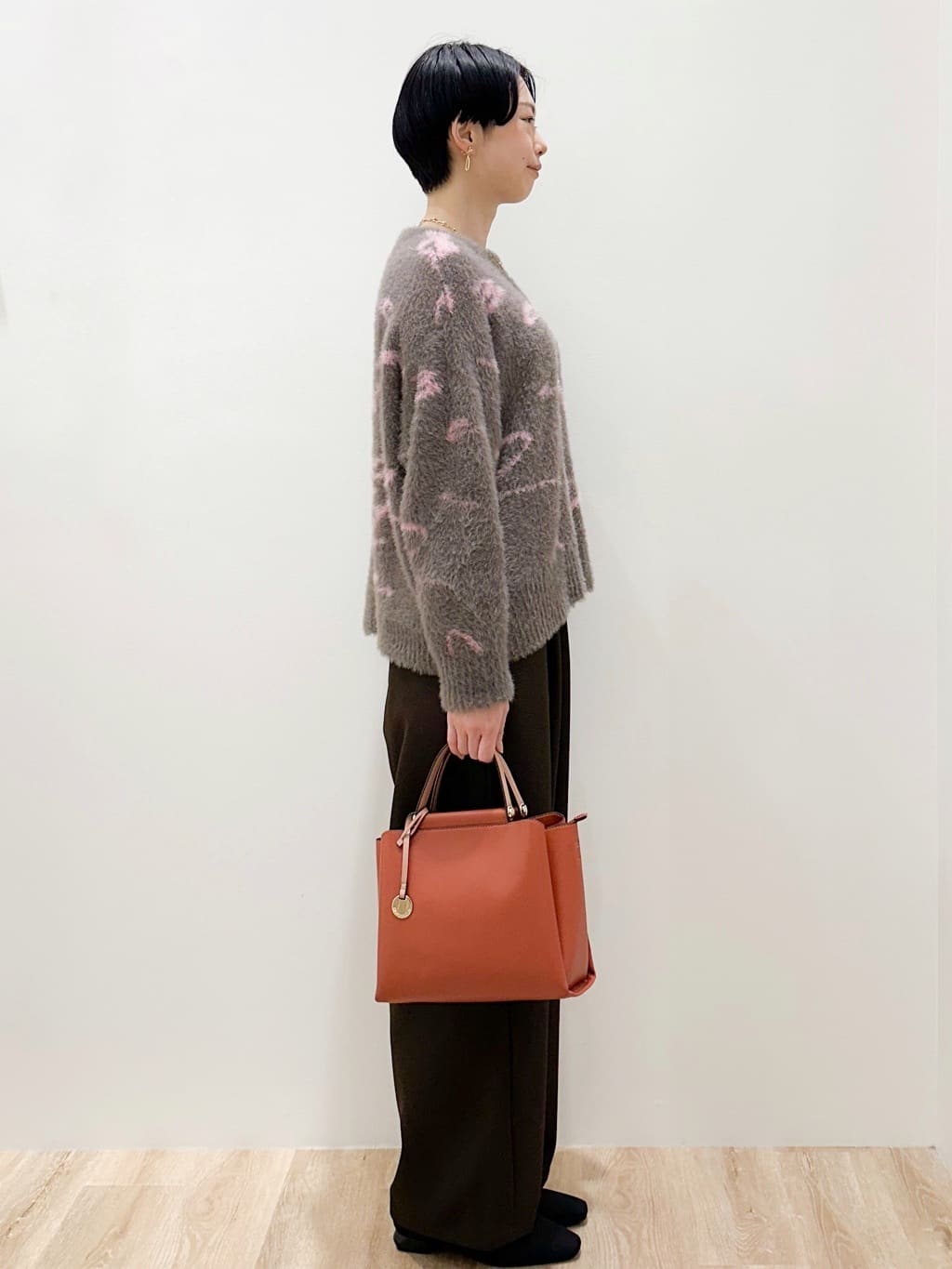 yurieさんの「OPAQUE.CLIP｜アート柄シャギーニット【洗濯機OK】」を使ったコーディネート