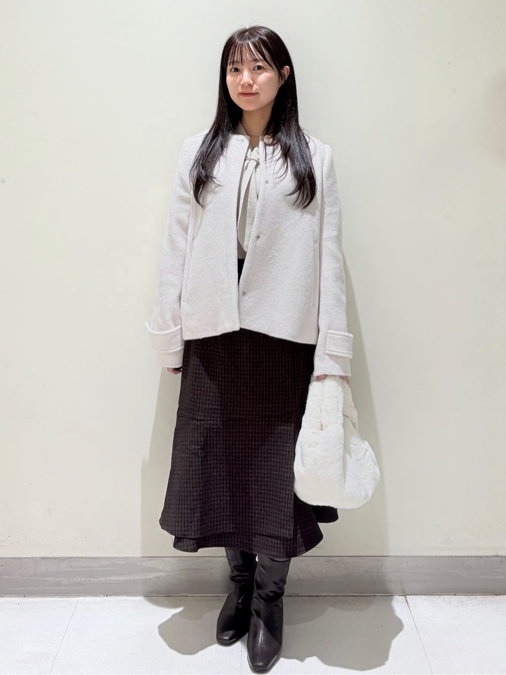 きみさんの「OPAQUE.CLIP｜ゴールドパーツ付きボウタイニット【洗濯機OK】《10col／XS～LL》」を使ったコーディネート