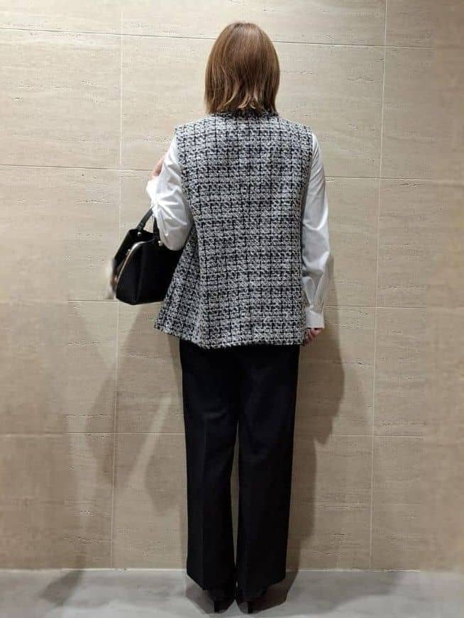 かほさんの「OPAQUE.CLIP｜《通勤対応》ツイードジレ【洗える】」を使ったコーディネート
