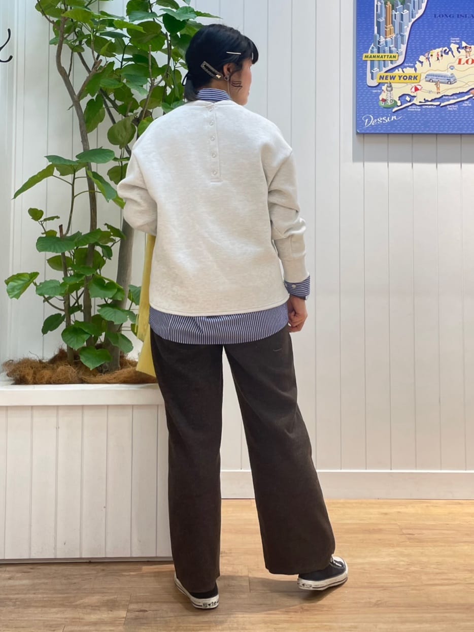 mikaさんの「Dessin｜【洗える】刺繍ロゴ入りオーバーシャツ」を使ったコーディネート