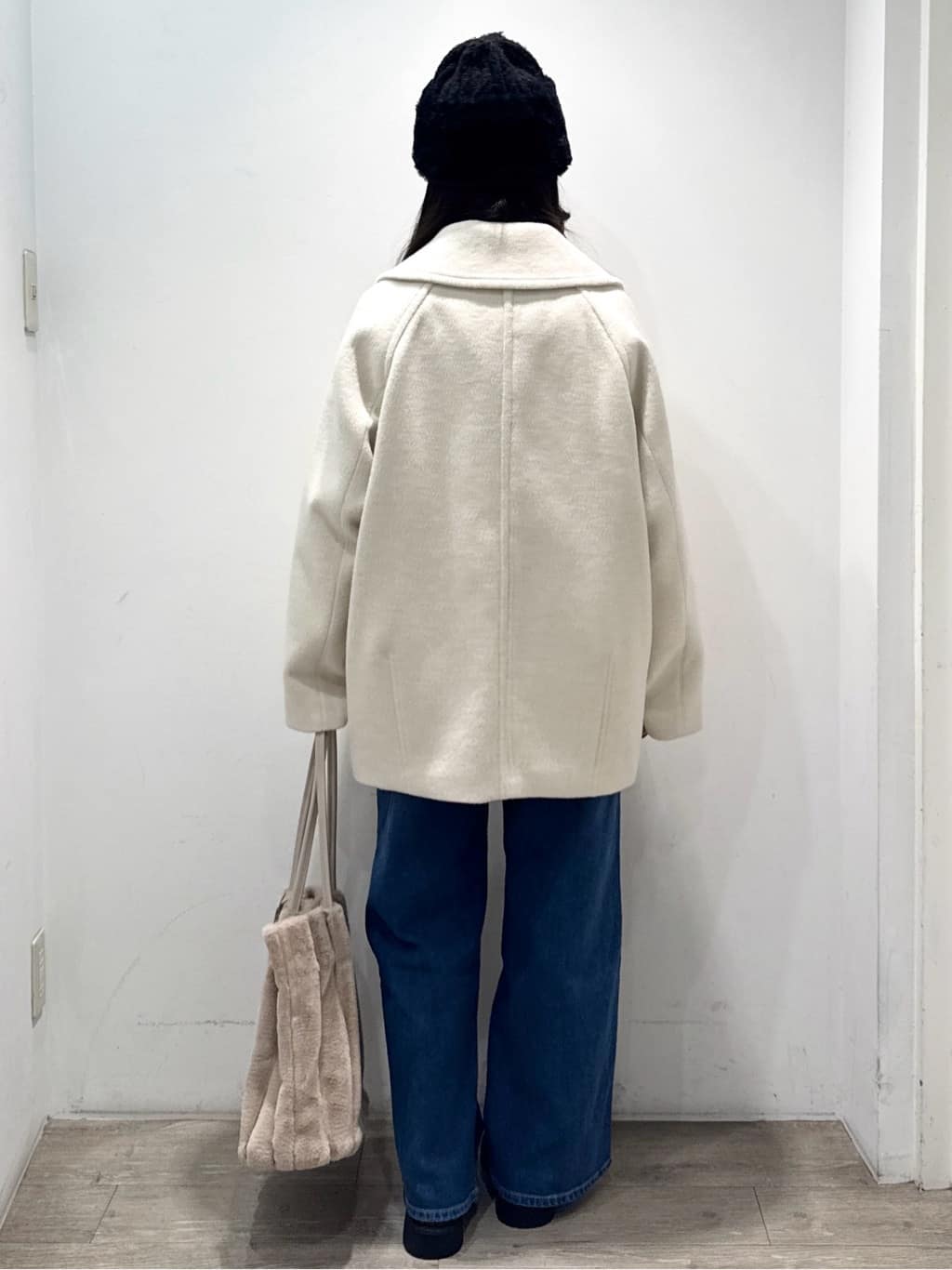 yuicciさんの「OPAQUE.CLIP｜カシミヤブレンドウールミドルピーコート」を使ったコーディネート