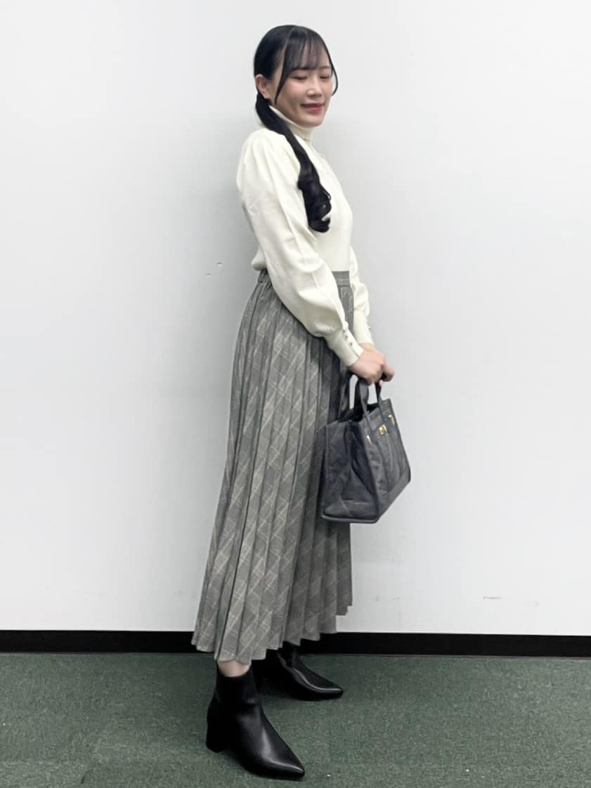 Hitomiさんの「index｜プリーツスカート【洗濯機OK】」を使ったコーディネート