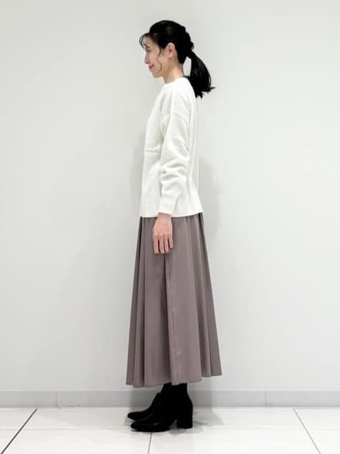 kayoさんの「INDIVI｜【洗える／カシミヤ混】ボトルネック ドルマンスリーブニット」を使ったコーディネート
