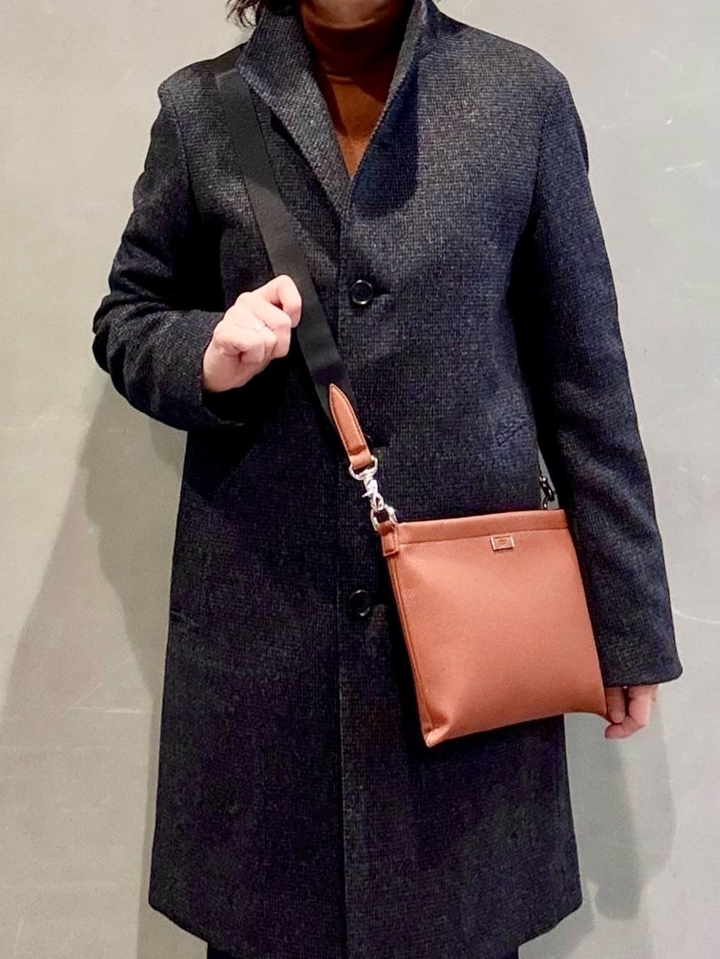 のぐみさんの「TAKEO KIKUCHI｜カシミヤブレンド ビーバー調ピンヘッドスタンドカラーコート」を使ったコーディネート