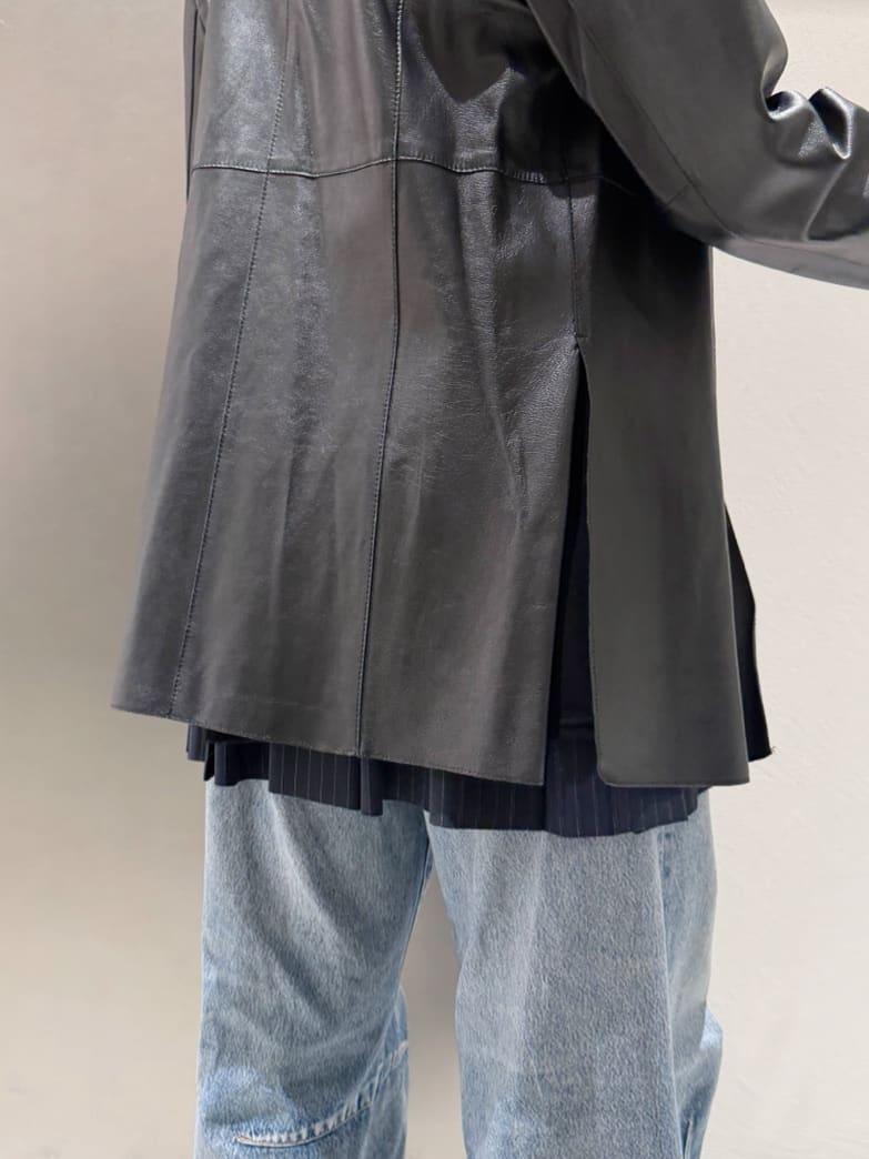 kanamiさんの「CODE A｜tailored mood mini skirt」を使ったコーディネート
