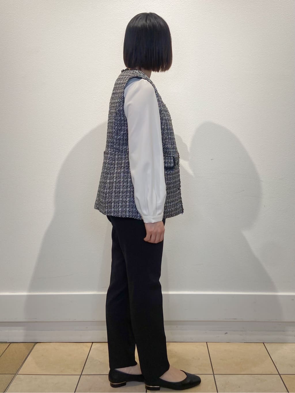 kimiさんの「index｜ファンシーツイードペプラムジレ【洗える】」を使ったコーディネート