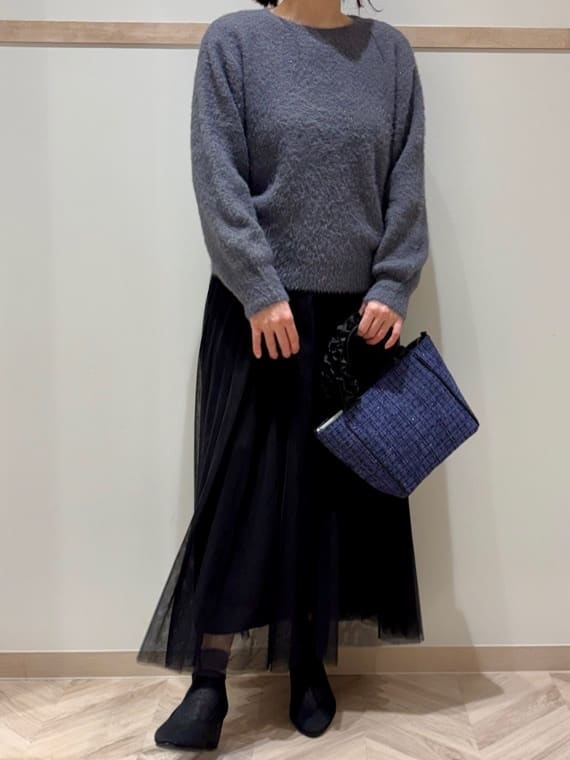 c_h_i_k_aさんの「SHOO･LA･RUE｜【洗濯機可】セレモニーからデイリーまで ふんわり軽やか チュールギャザースカート」を使ったコーディネート