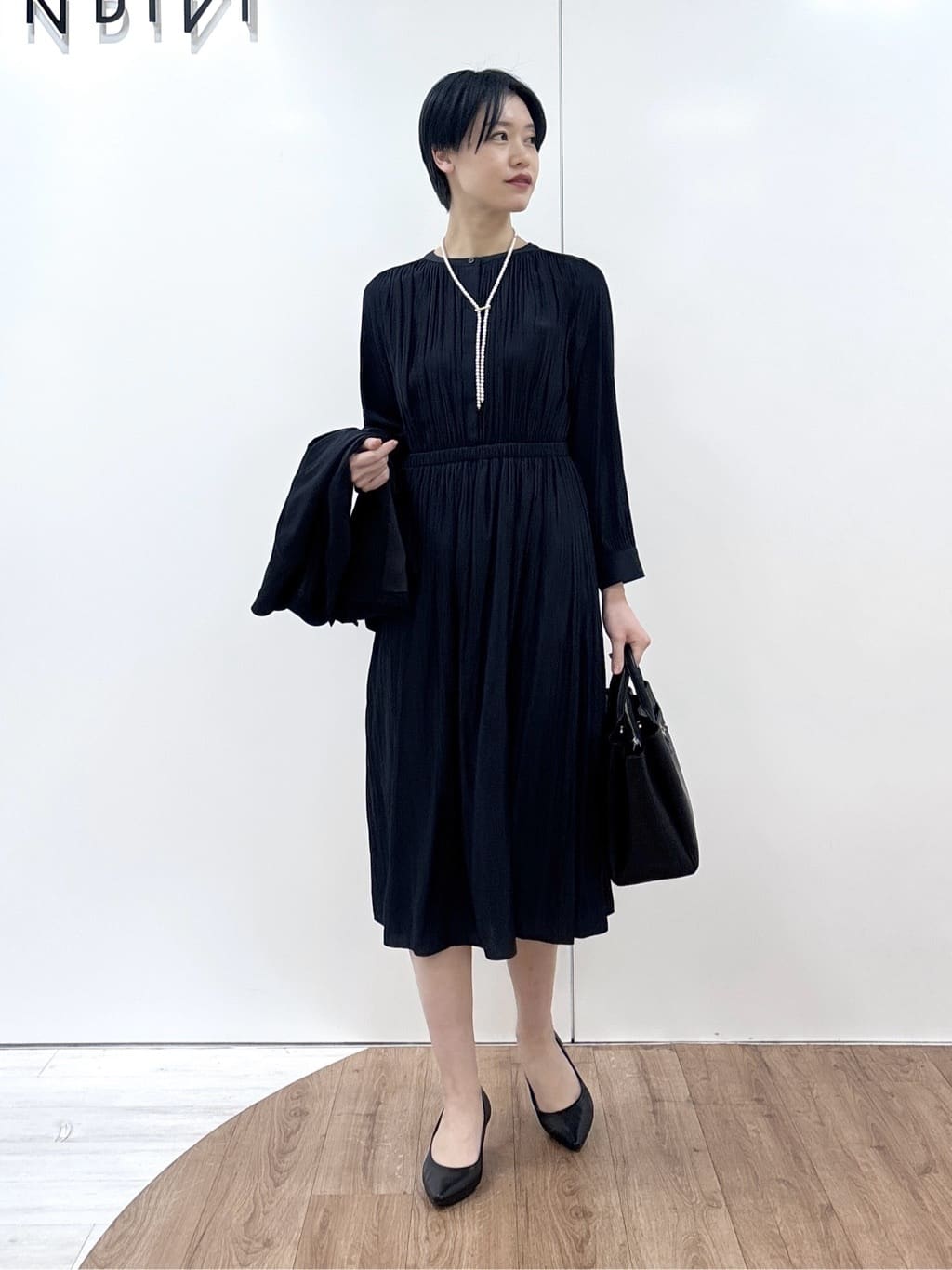 kanaeさんの「INDIVI｜【通勤スーツ／洗える】ストレッチカラーレスジャケット」を使ったコーディネート