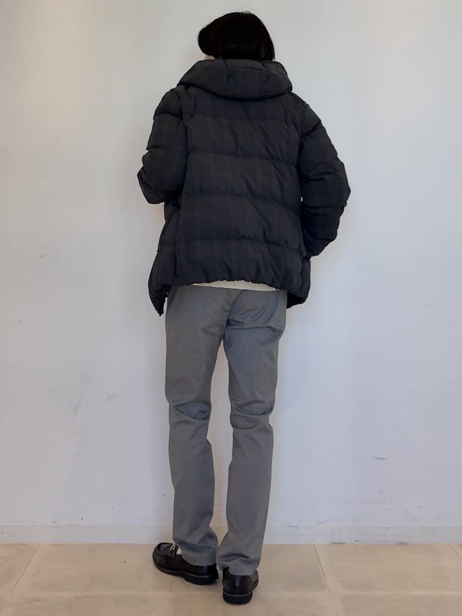 Tightさんの「TAKEO KIKUCHI｜【LIMITED】ワンポイント刺繍ケーブルニット」を使ったコーディネート