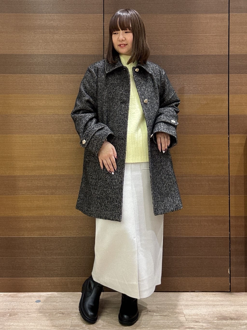 yumeさんの「OPAQUE.CLIP｜ヘリンボーンステンカラーコート」を使ったコーディネート