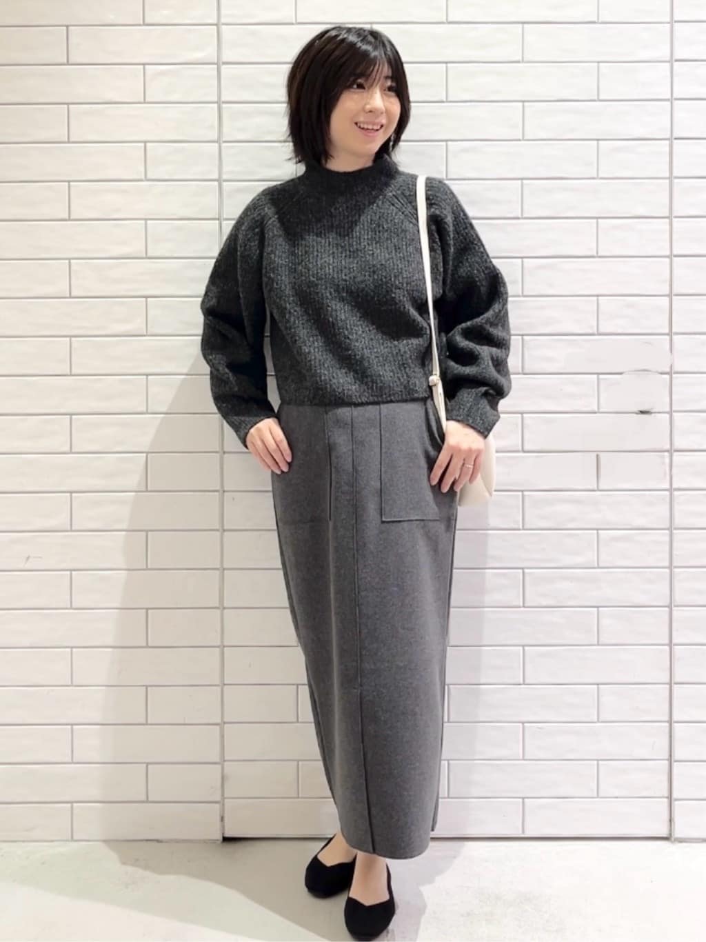 しおりさんの「OPAQUE.CLIP｜カシミヤブレンドウールチェスターコート」を使ったコーディネート