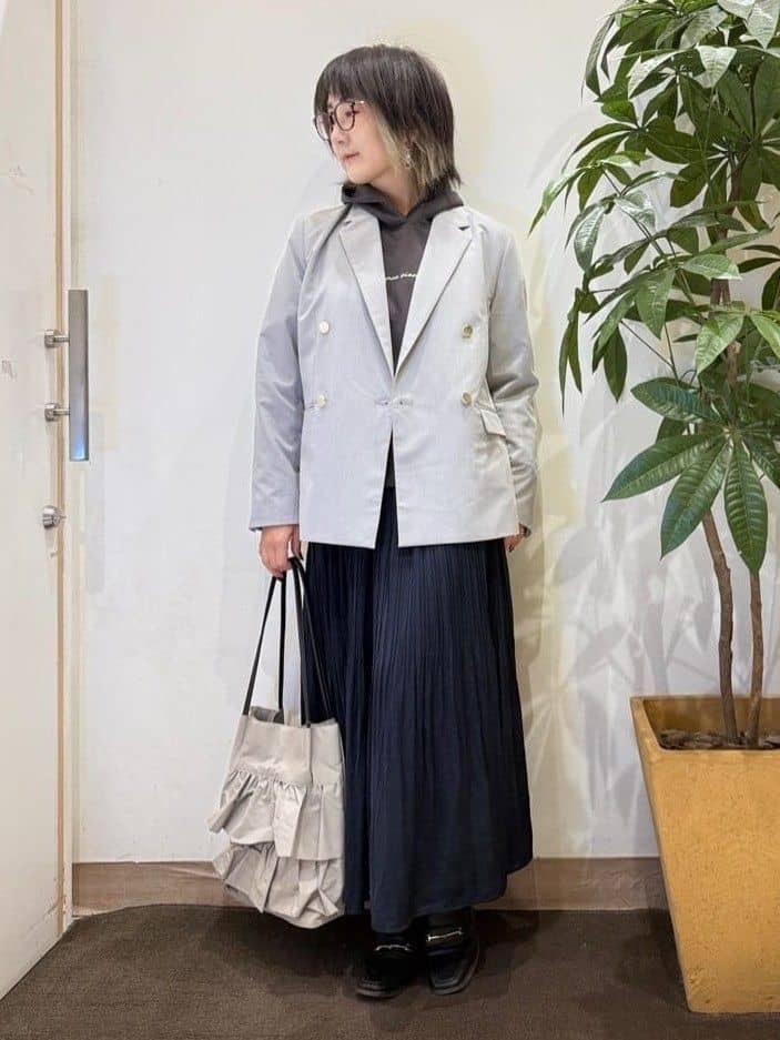 misakiさんの「SHOO･LA･RUE｜【セットアップ可/S-LL/洗濯機可】マニッシュに決まる ダブルブレストジャケット」を使ったコーディネート