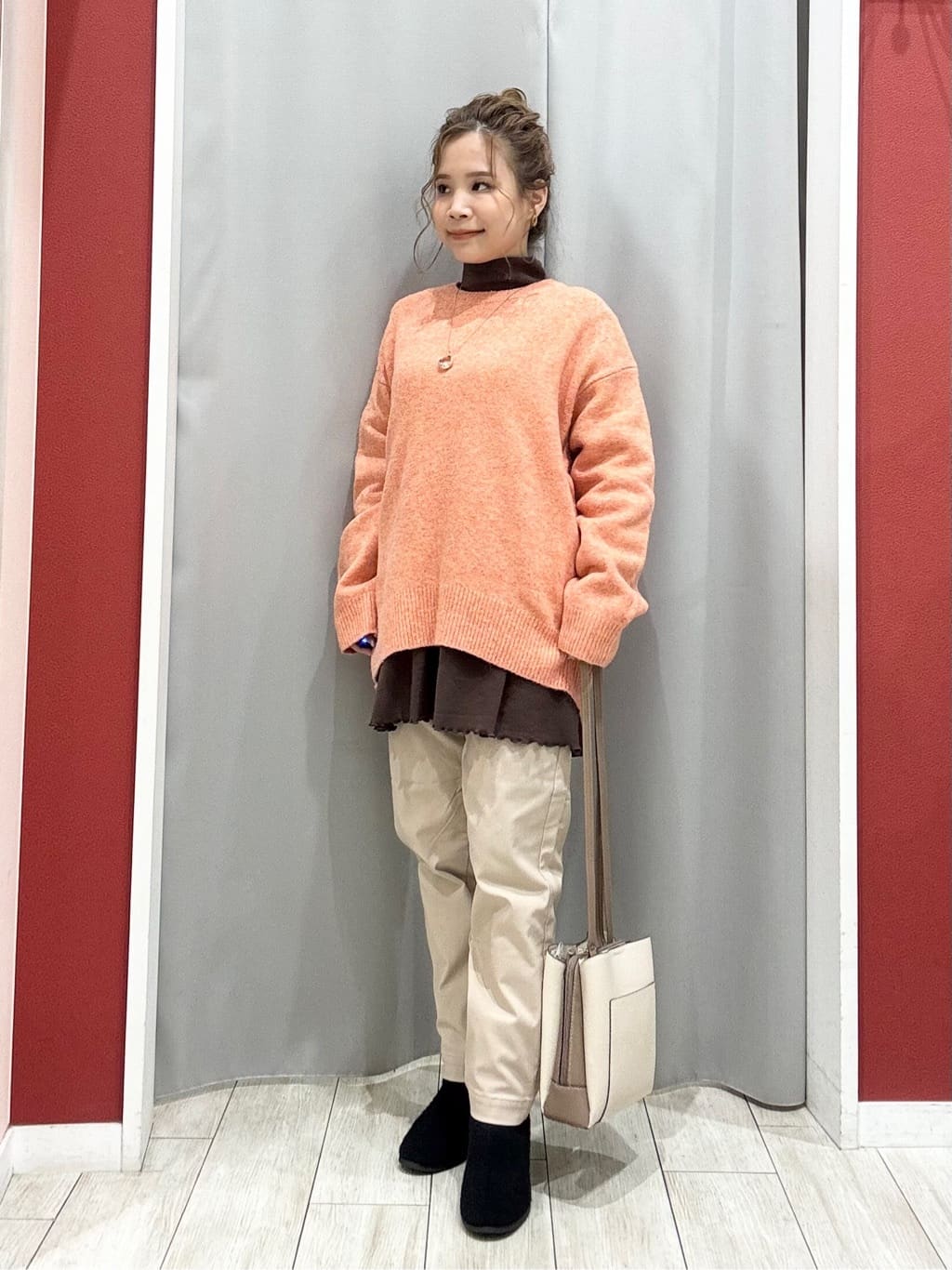 shioさんの「SHOO･LA･RUE｜【高レビュー/洗濯機可/SS-LL】あったか裏起毛 のびのびストレッチ テーパードパンツ」を使ったコーディネート