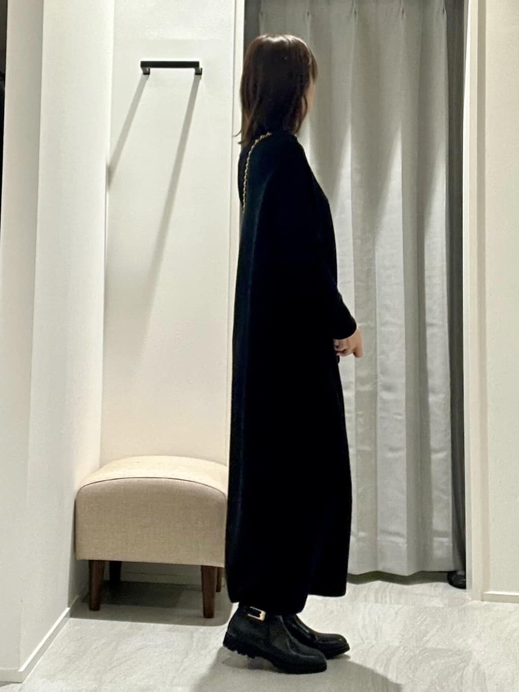 anaさんの「UNTITLED｜【ロング丈/ゆったりシルエット】テントライン ニットワンピース」を使ったコーディネート