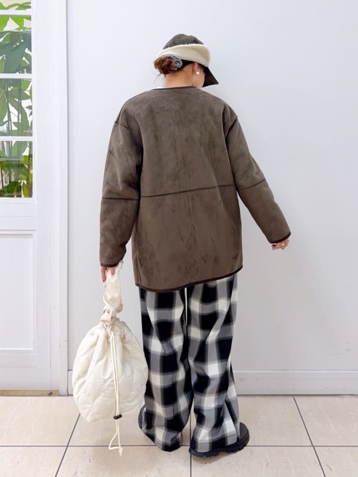 Osawaさんの「Dessin｜ボアイヤーフラップ付きキャップ」を使ったコーディネート