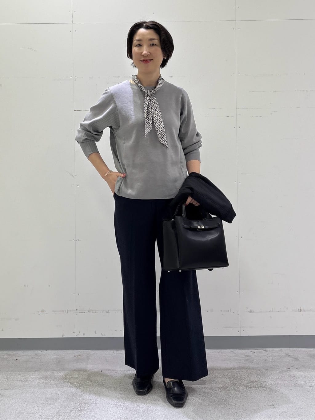 yuriさんの「INDIVI｜【新作褒められパンツ】快温ワイドパンツ」を使ったコーディネート