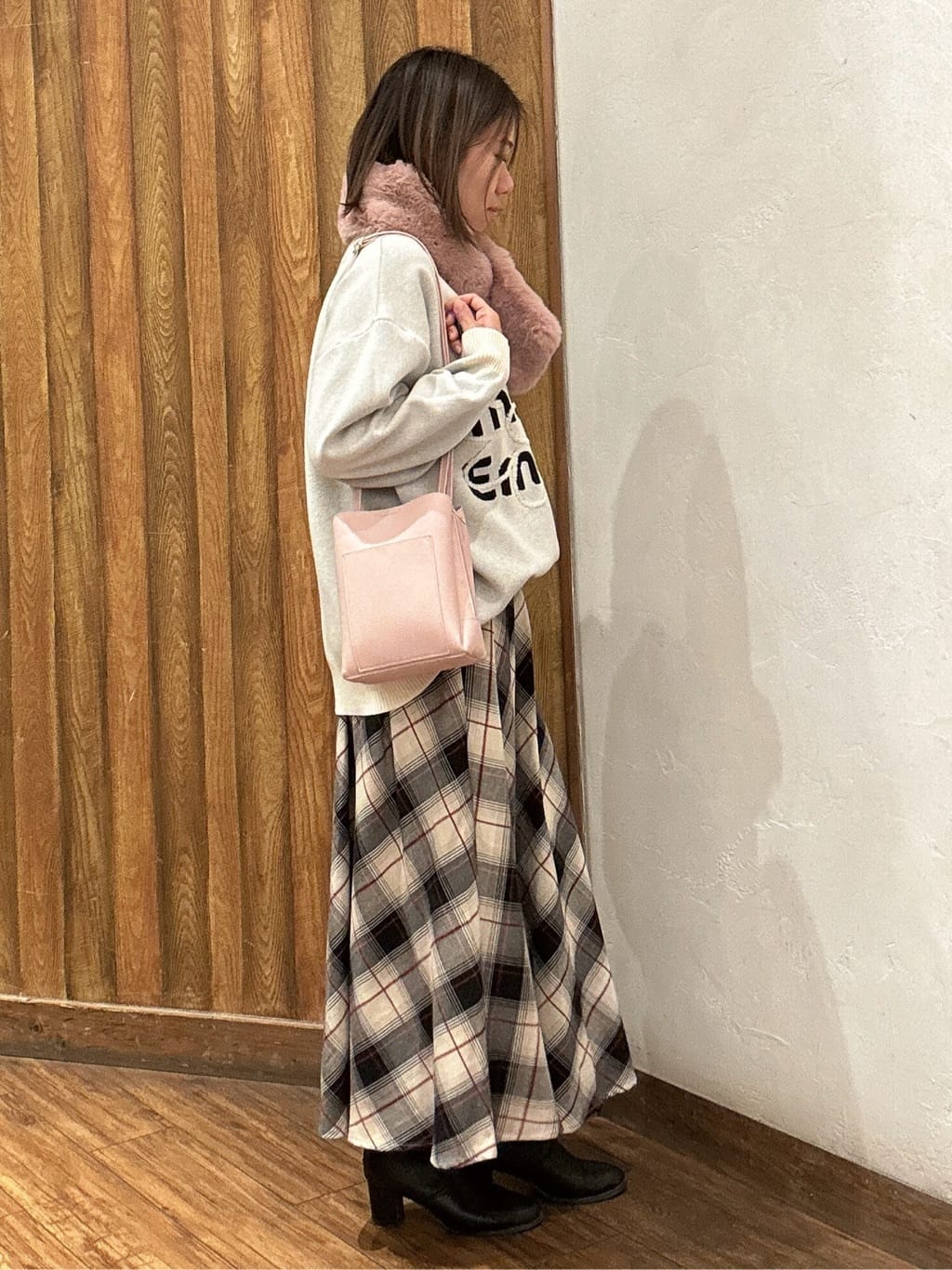 saaさんの「SHOO･LA･RUE｜【軽量/高レビュー】見た目よりもたっぷり入る ふわっと軽い3層ショルダー」を使ったコーディネート