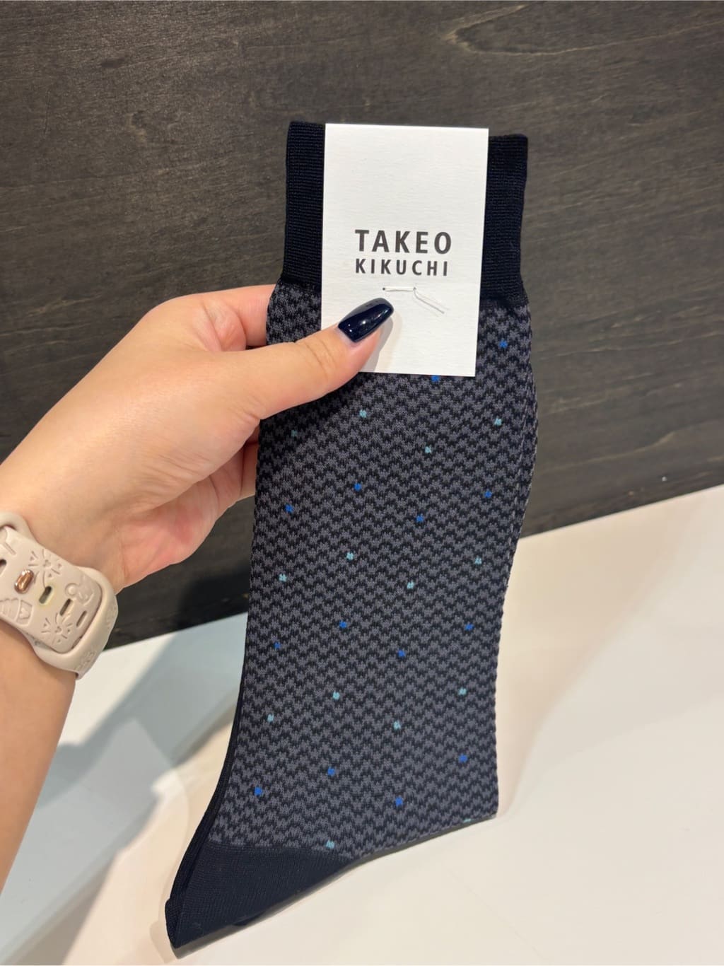 ヒナさんの「TAKEO KIKUCHI｜番千鳥ドットドレスソックス」を使ったコーディネート