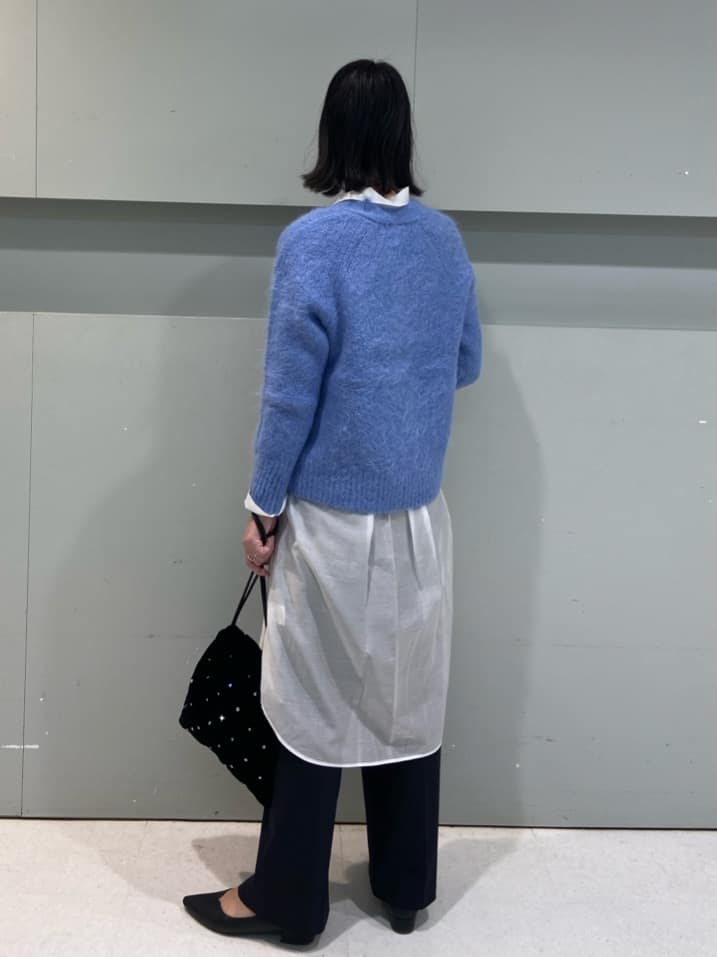 hitomiさんの「UNTITLED｜【ゆったり】アルパカ混シャギー カーディガン」を使ったコーディネート