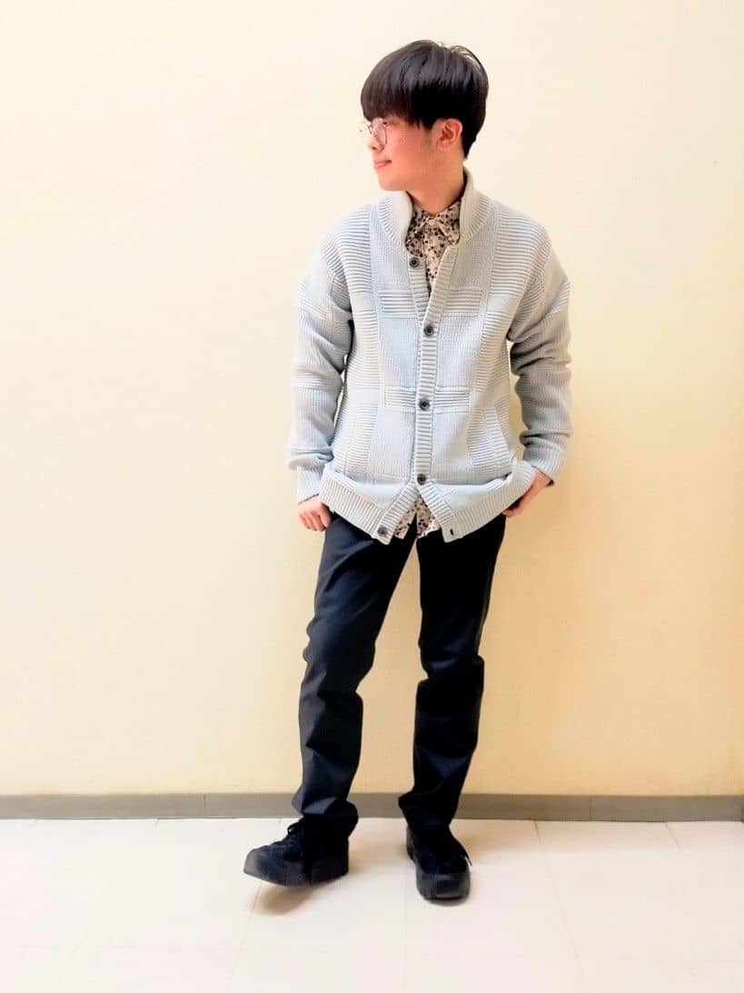nerさんの「TAKEO KIKUCHI｜【全7サイズ&times;8色展開！】トップマルチヘリンボン パンツ」を使ったコーディネート