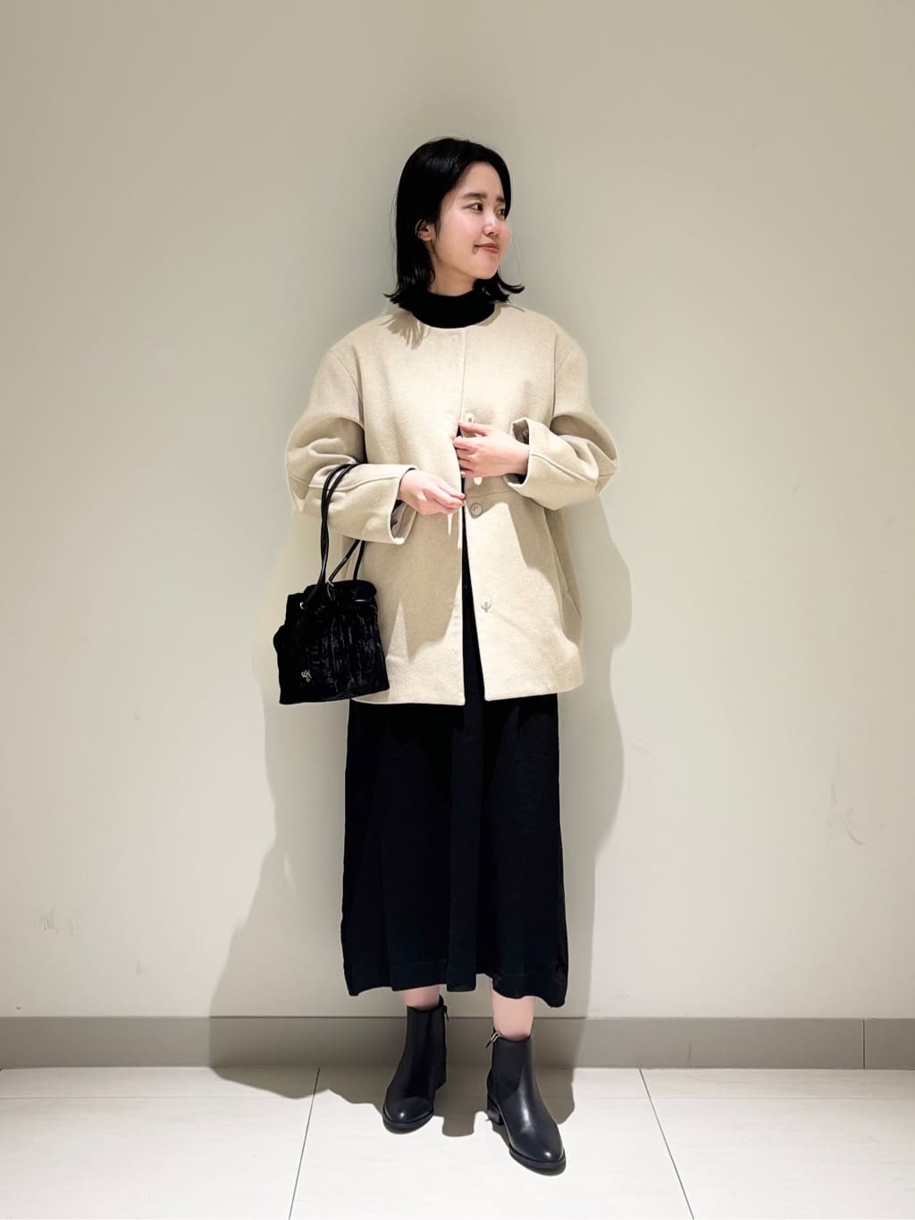 mayuさんの「Dessin｜【2点セット・洗える】シャギーベストニットワンピース」を使ったコーディネート