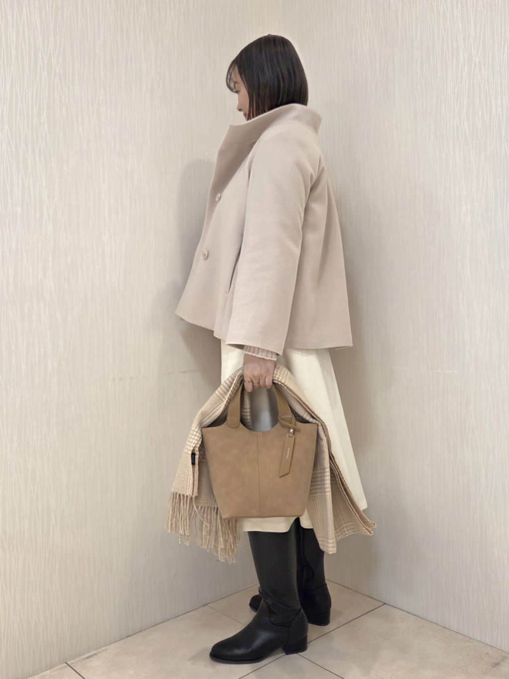 naokoさんの「UNTITLED｜【着回しが効く／オンオフアウター】ウールショートコート」を使ったコーディネート