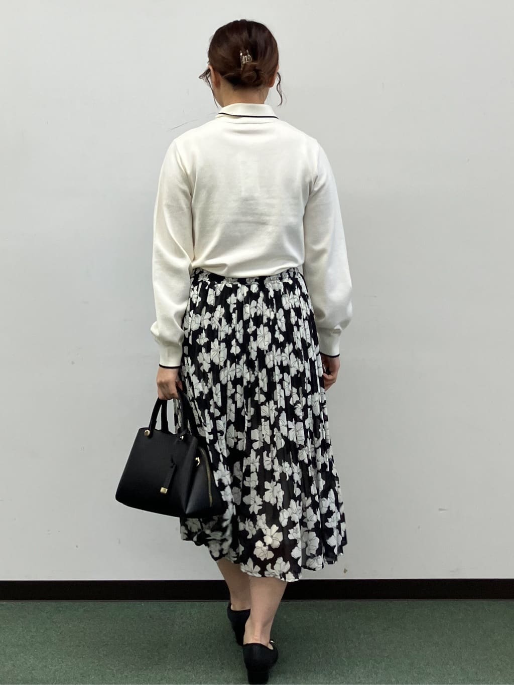 MAYUKIさんの「index｜ヘンリーパールミニボウタイニット【洗濯機OK】」を使ったコーディネート
