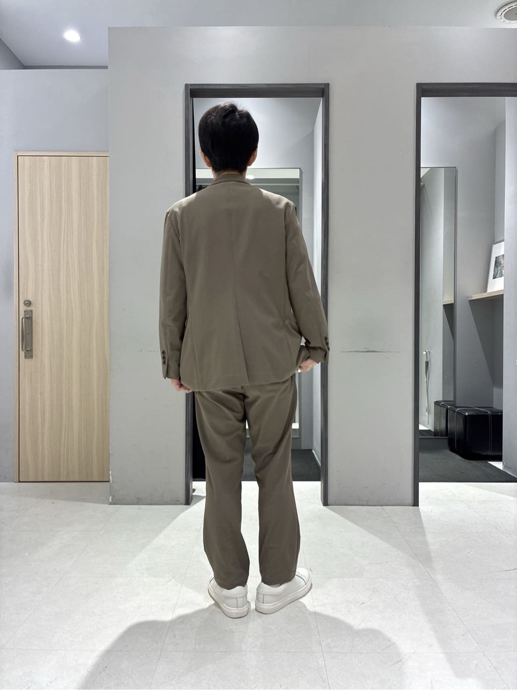 わいずみさんの「TAKEO KIKUCHI｜【360&deg;ストレッチ／セットアップ対応】None Of Stress ジャケット」を使ったコーディネート