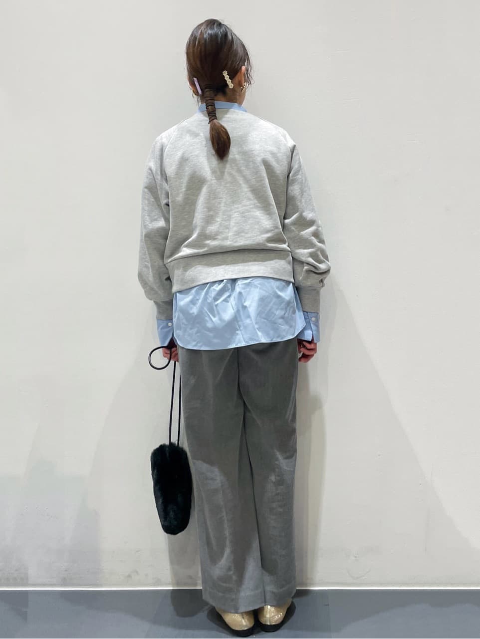 ともも。さんの「OPAQUE.CLIP｜ウォームタッチ イージーワイドパンツ【洗濯機洗OK／ストレッチ】≪SS～LL≫」を使ったコーディネート